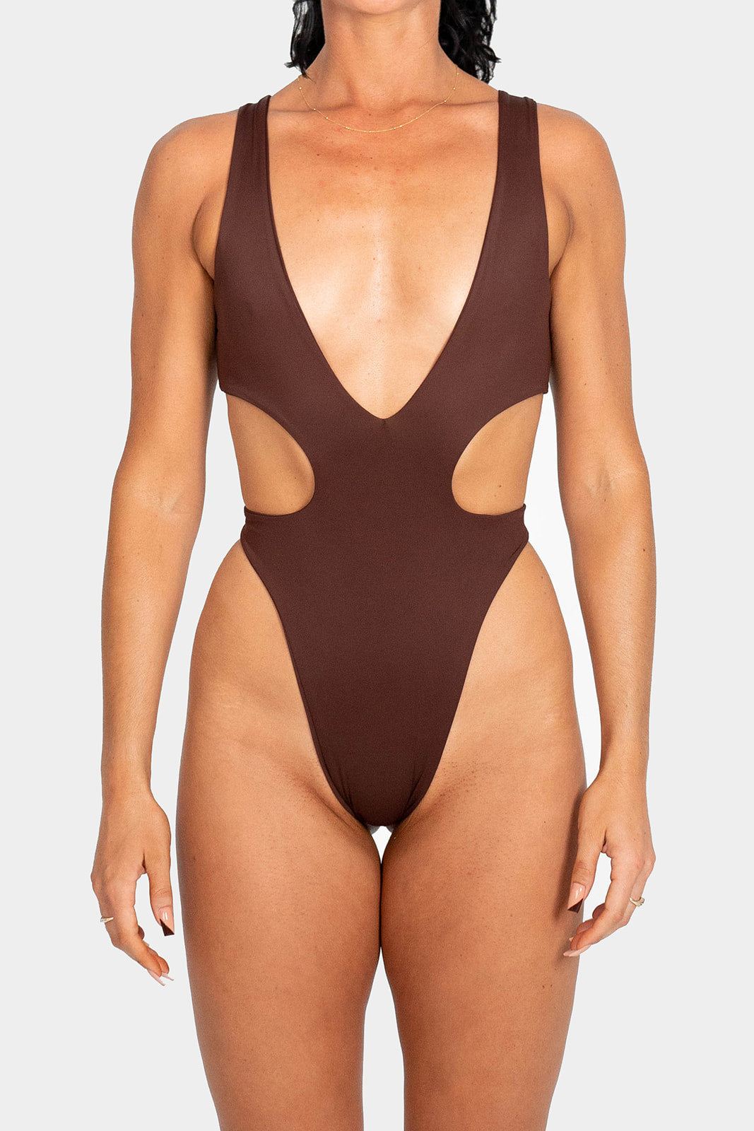 The Lisbon // Onyx & Espresso