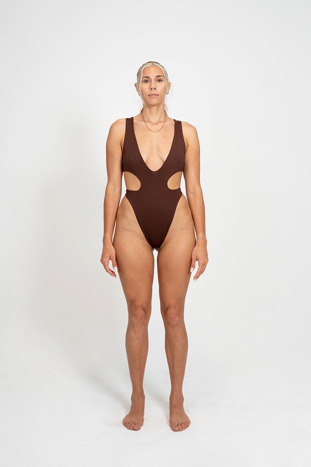 The Lisbon // Onyx & Espresso