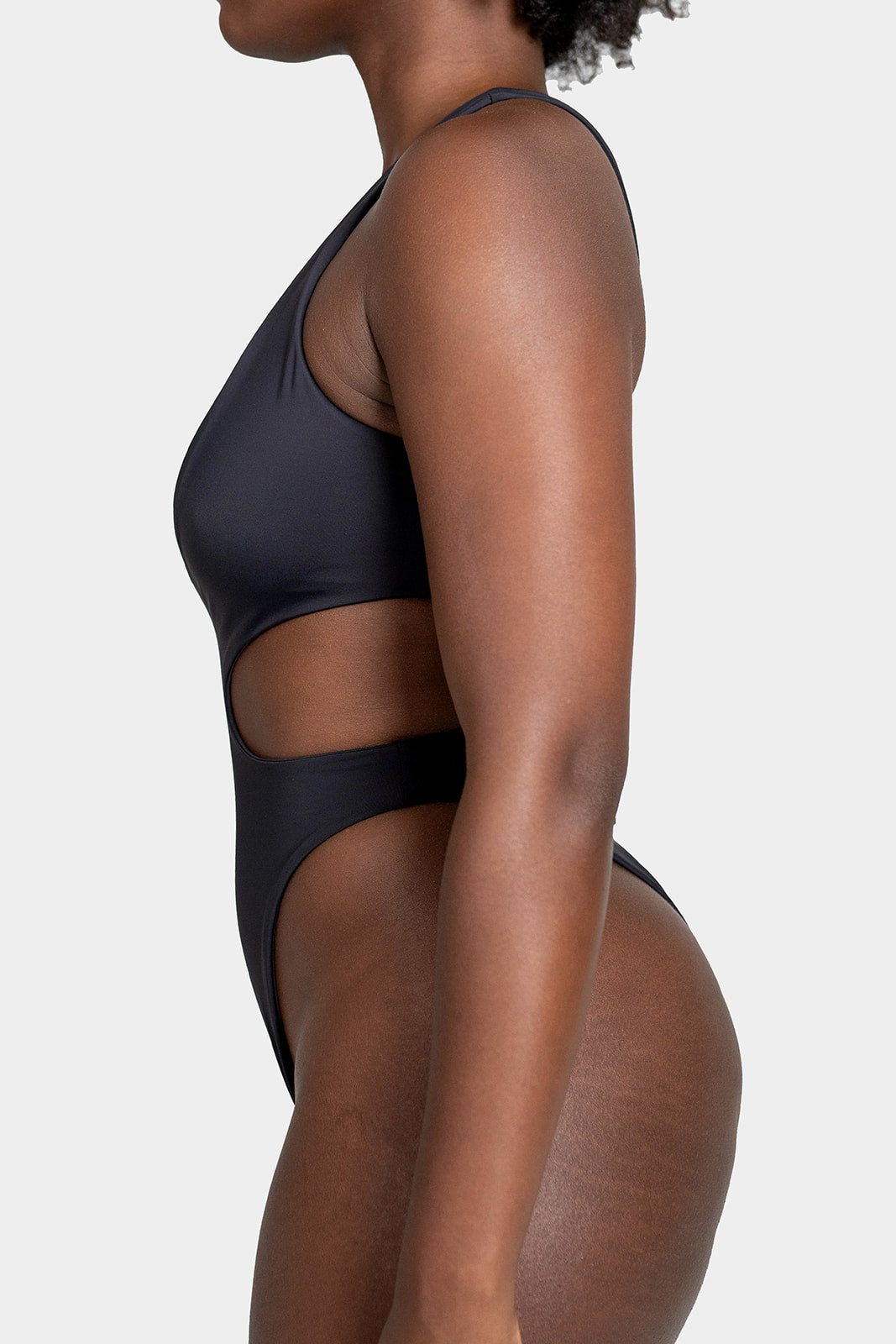 The Lisbon // Onyx & Espresso