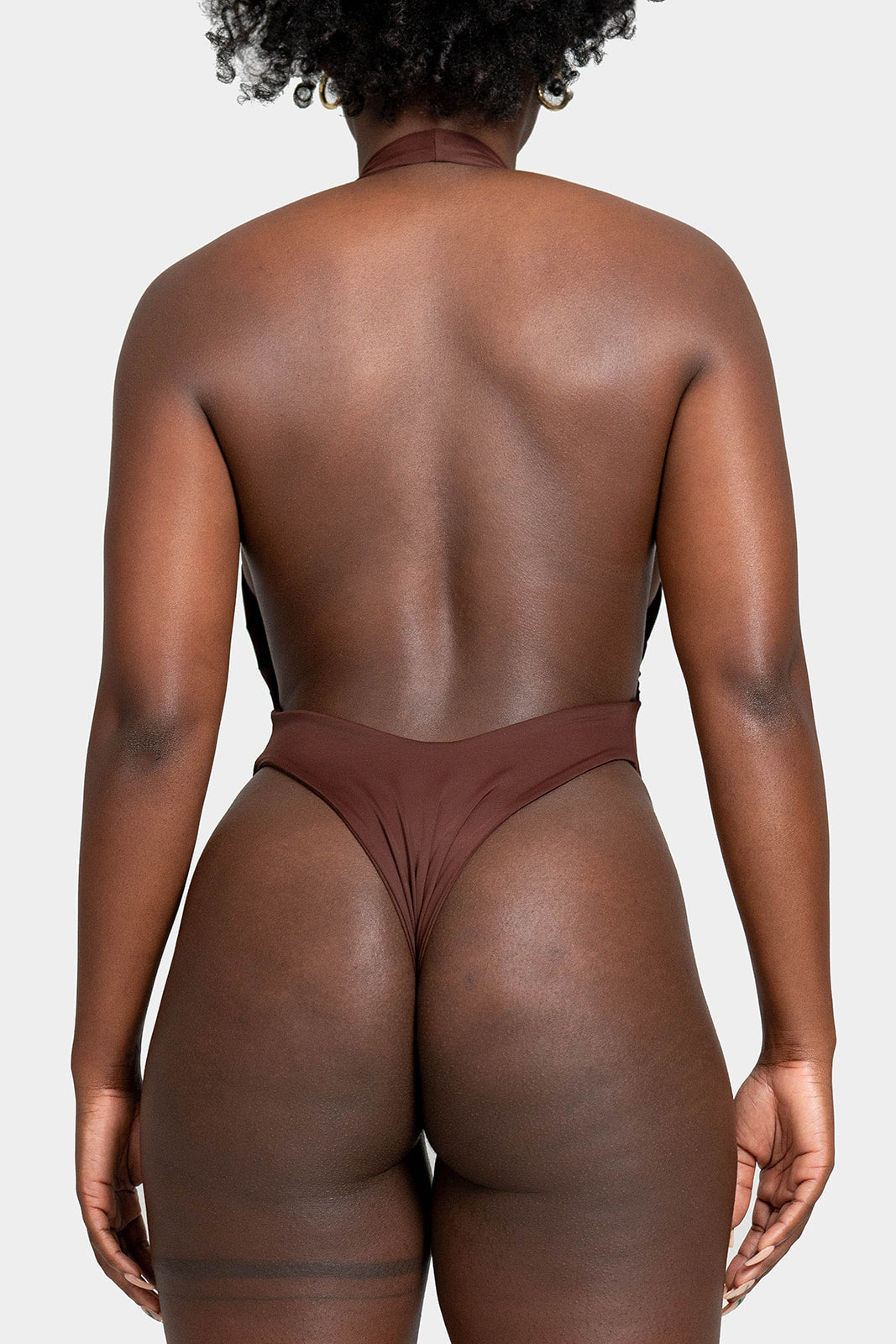 The Capri // Onyx & Espresso