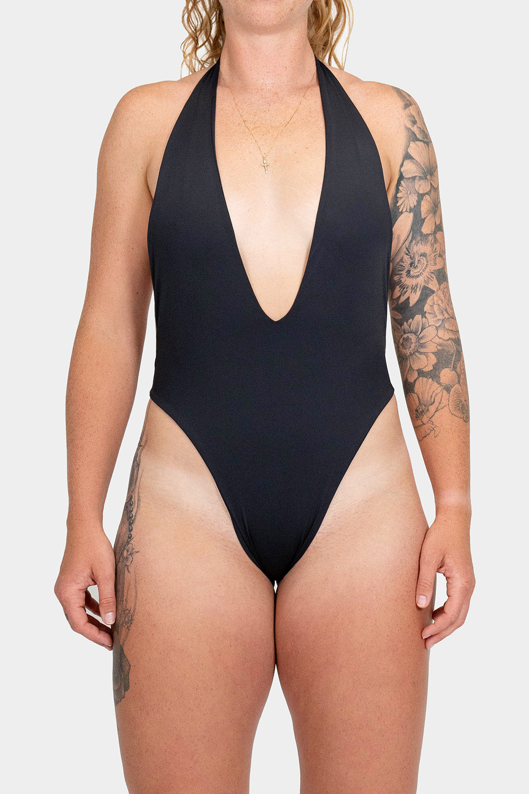The Capri // Onyx & Espresso
