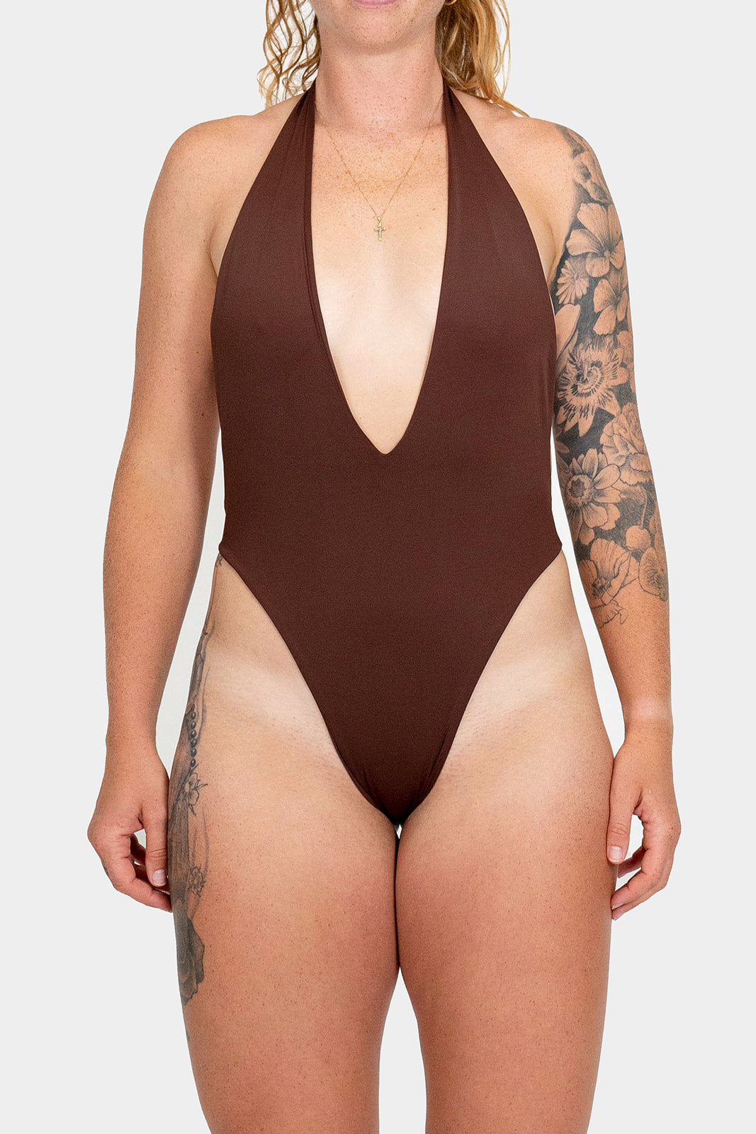 The Capri // Onyx & Espresso