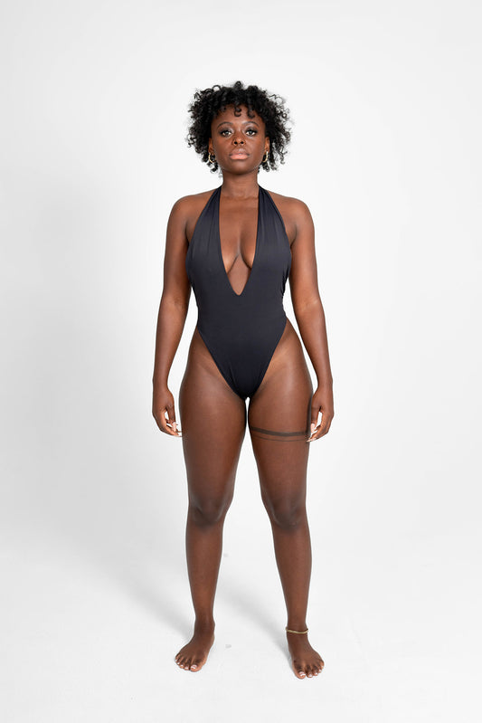 The Capri // Onyx & Espresso
