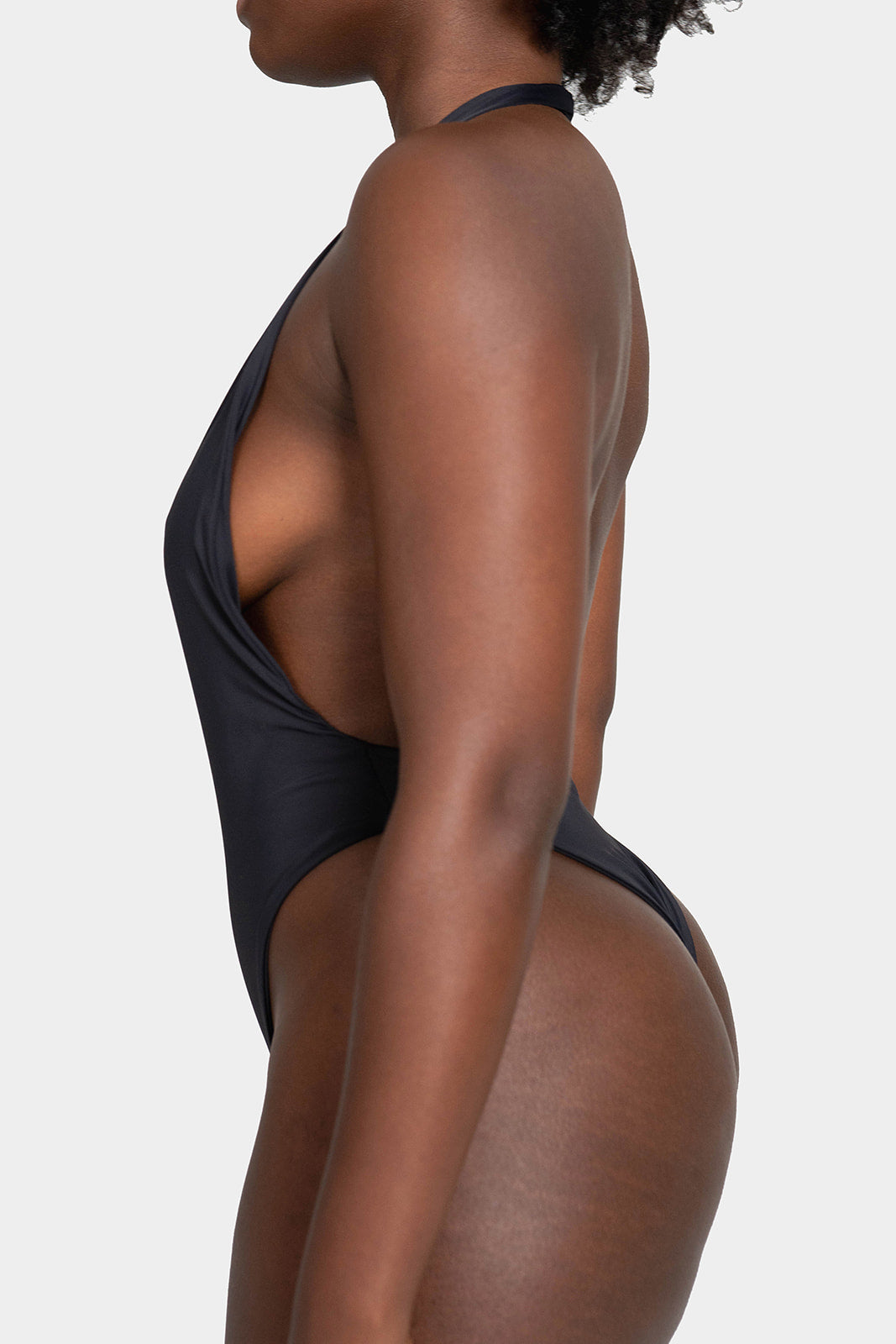 The Capri // Onyx & Espresso